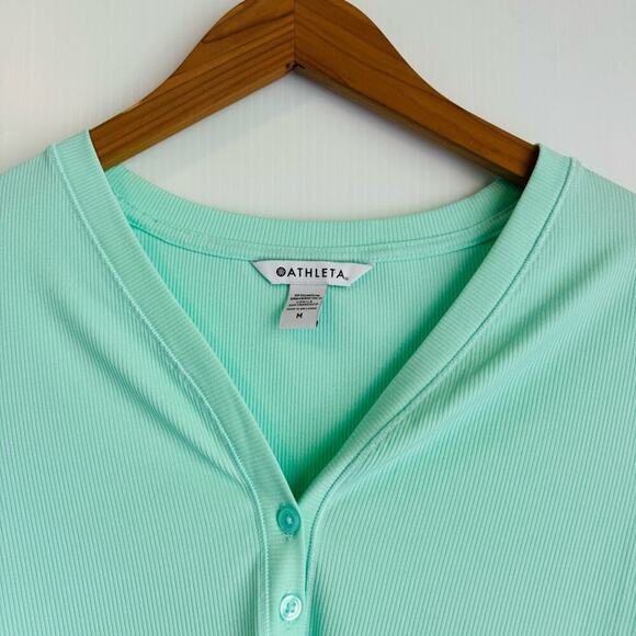 🆕 Athleta uptempo ribbed hemley top mint colored size medium NWT - Picture 2 of 7